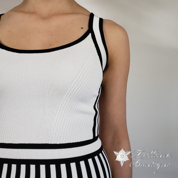 Guess Women's Sweater Fit n' Flare Striped Dress S - Picture 4 of 7